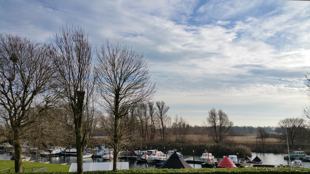 De Brabantse Biesbosch Werkendam Exterior foto