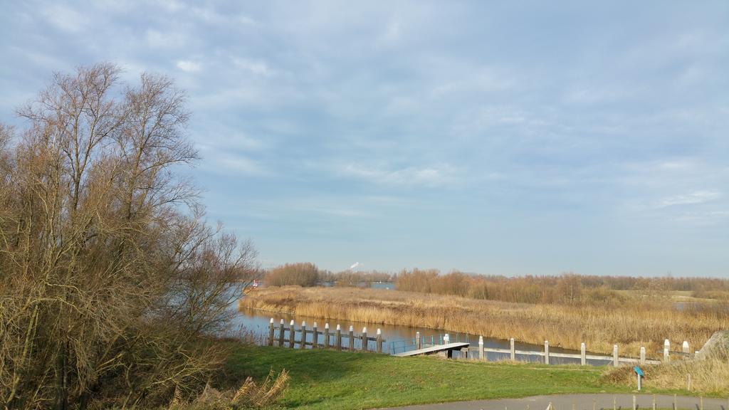 De Brabantse Biesbosch Werkendam Exterior foto