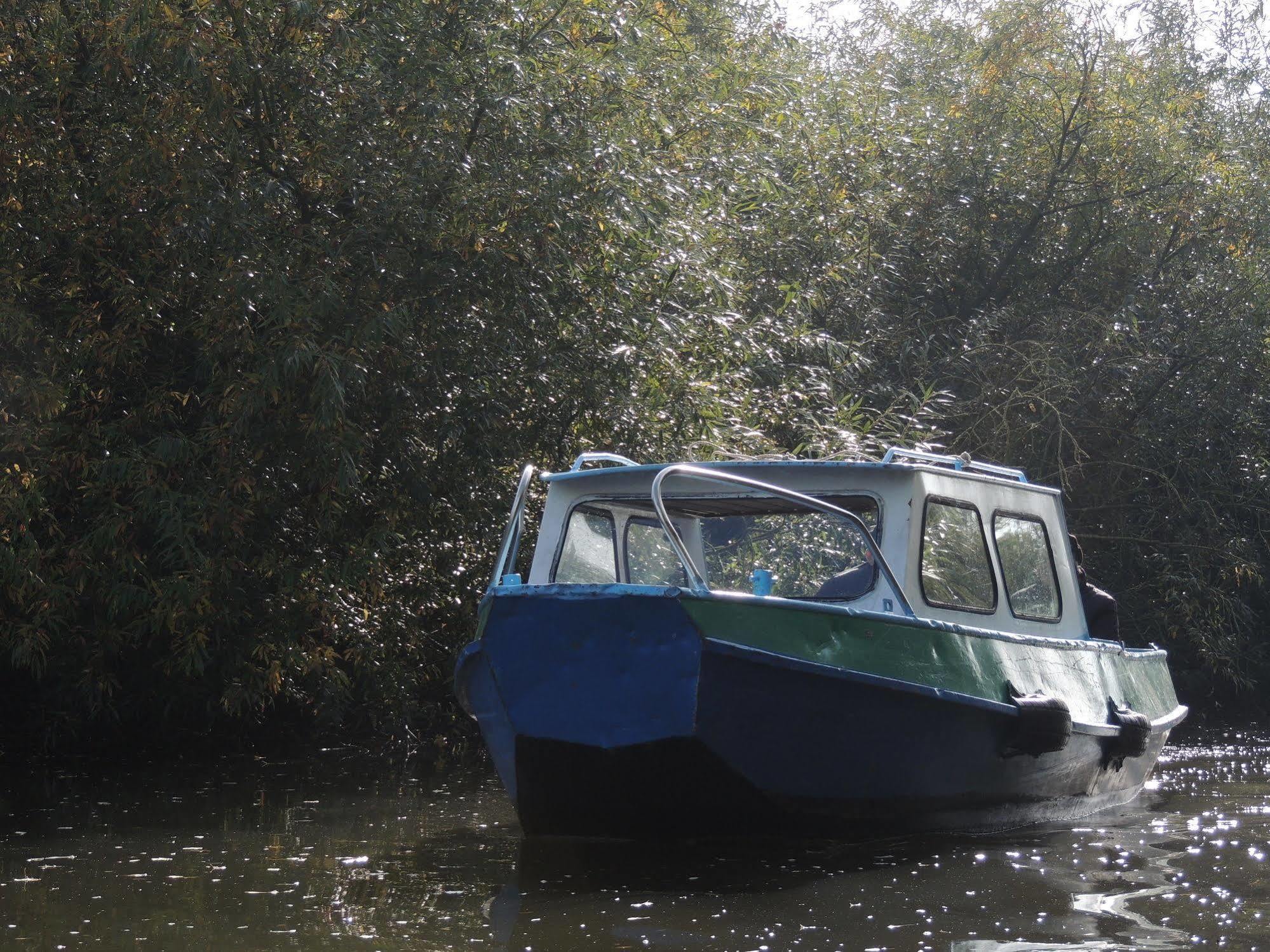 De Brabantse Biesbosch Werkendam Exterior foto