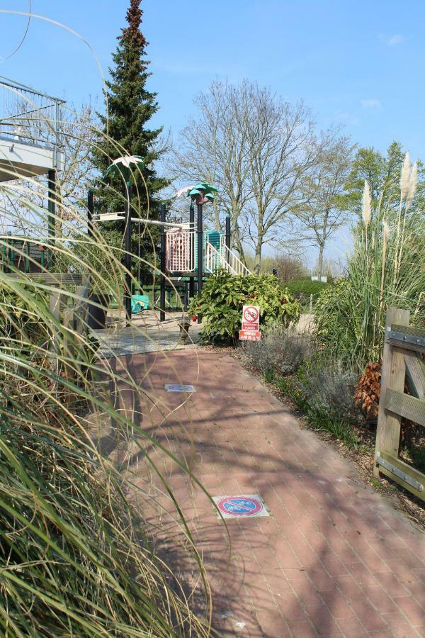 De Brabantse Biesbosch Werkendam Exterior foto